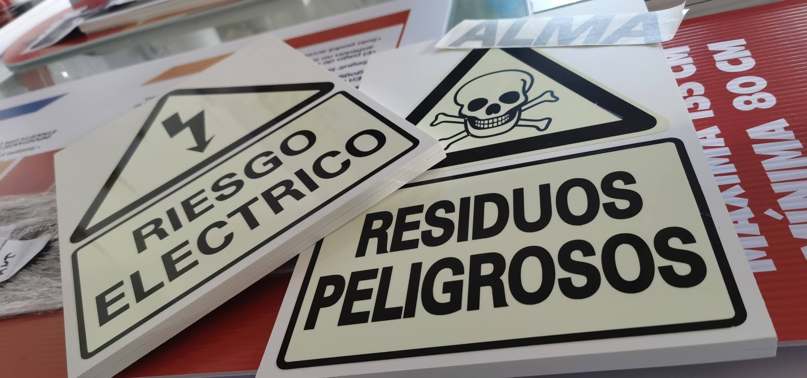 Decoración con vinil impreso para interiores comerciales